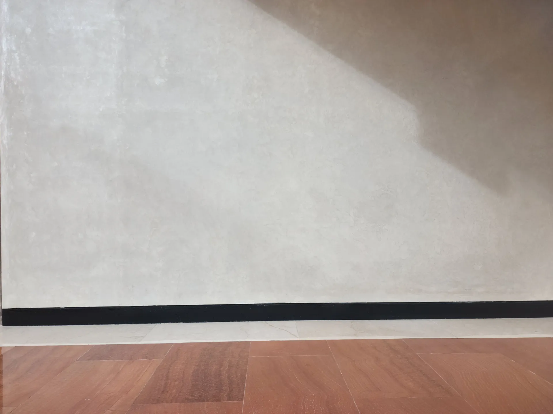 Limewash vs. Microcement: Which is Best for Your Singapore Home?