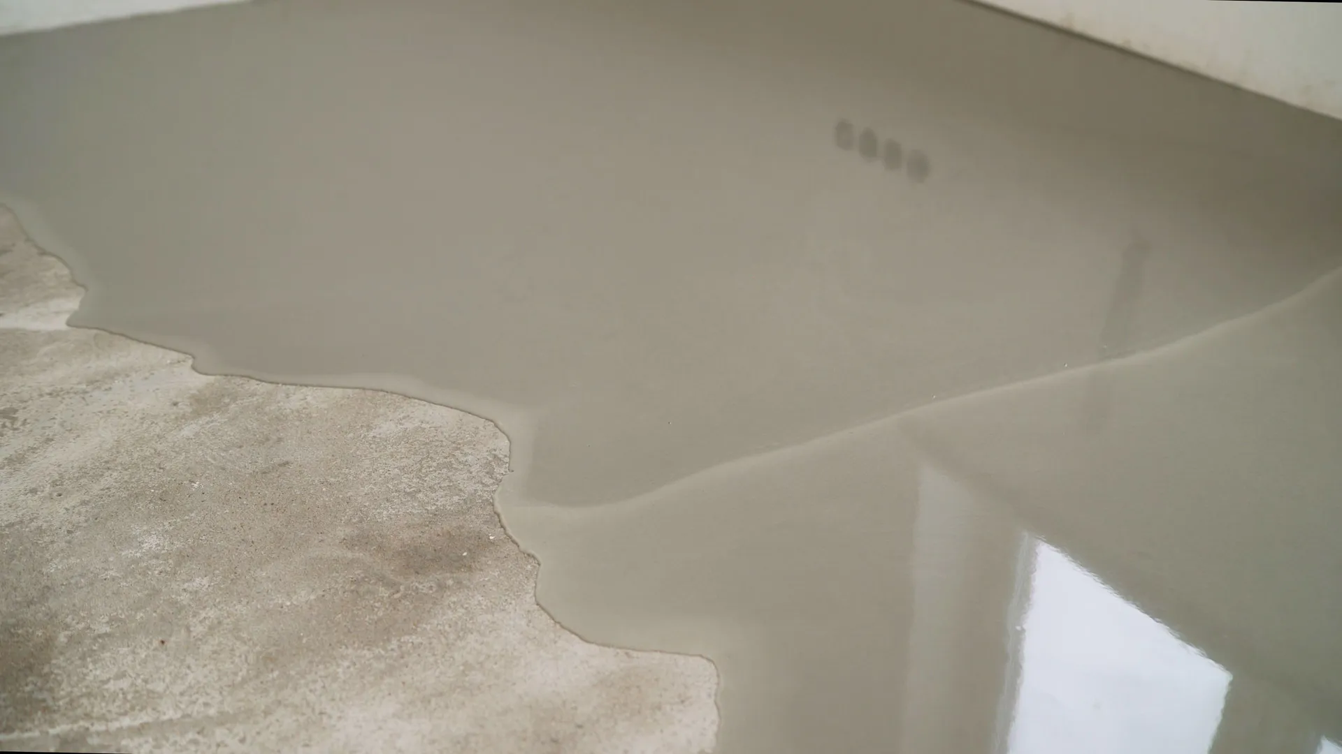 How Microcement Finishes Can Transform Your Home's Aesthetic
