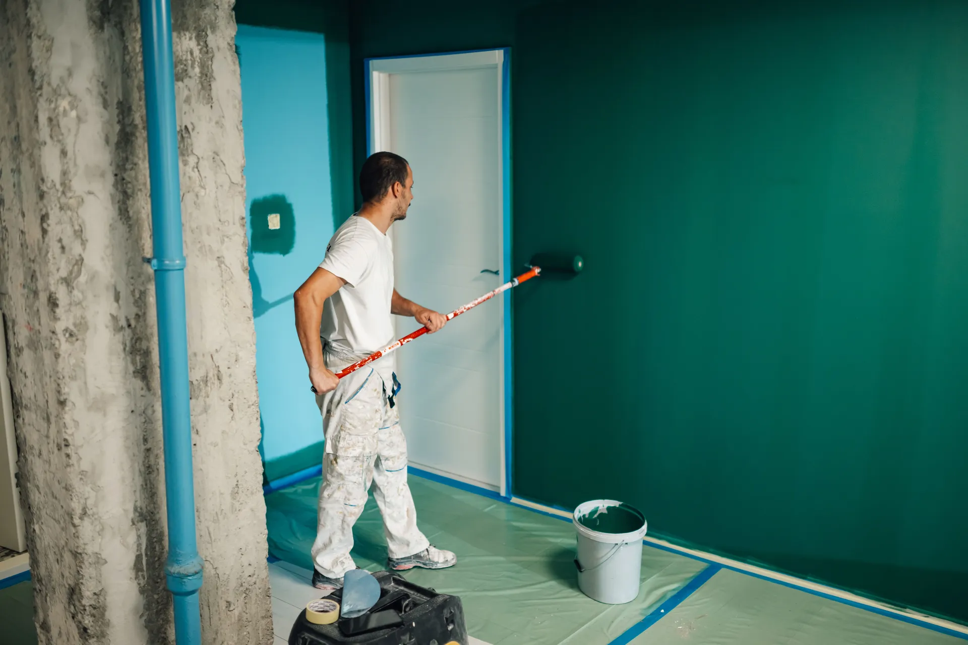 Maximizing Indoor Air Quality with Eco-Friendly Painting Techniques